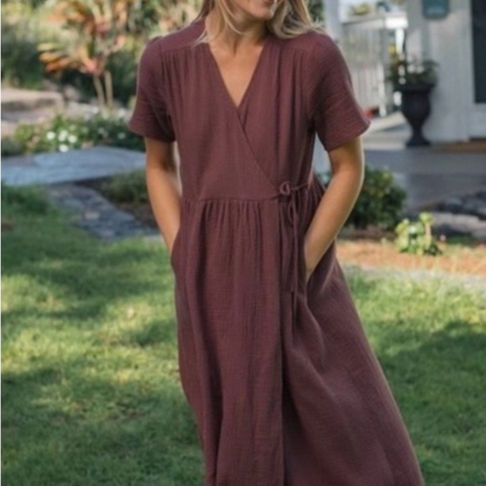 Neuflora Fall River wrap dress burgundy